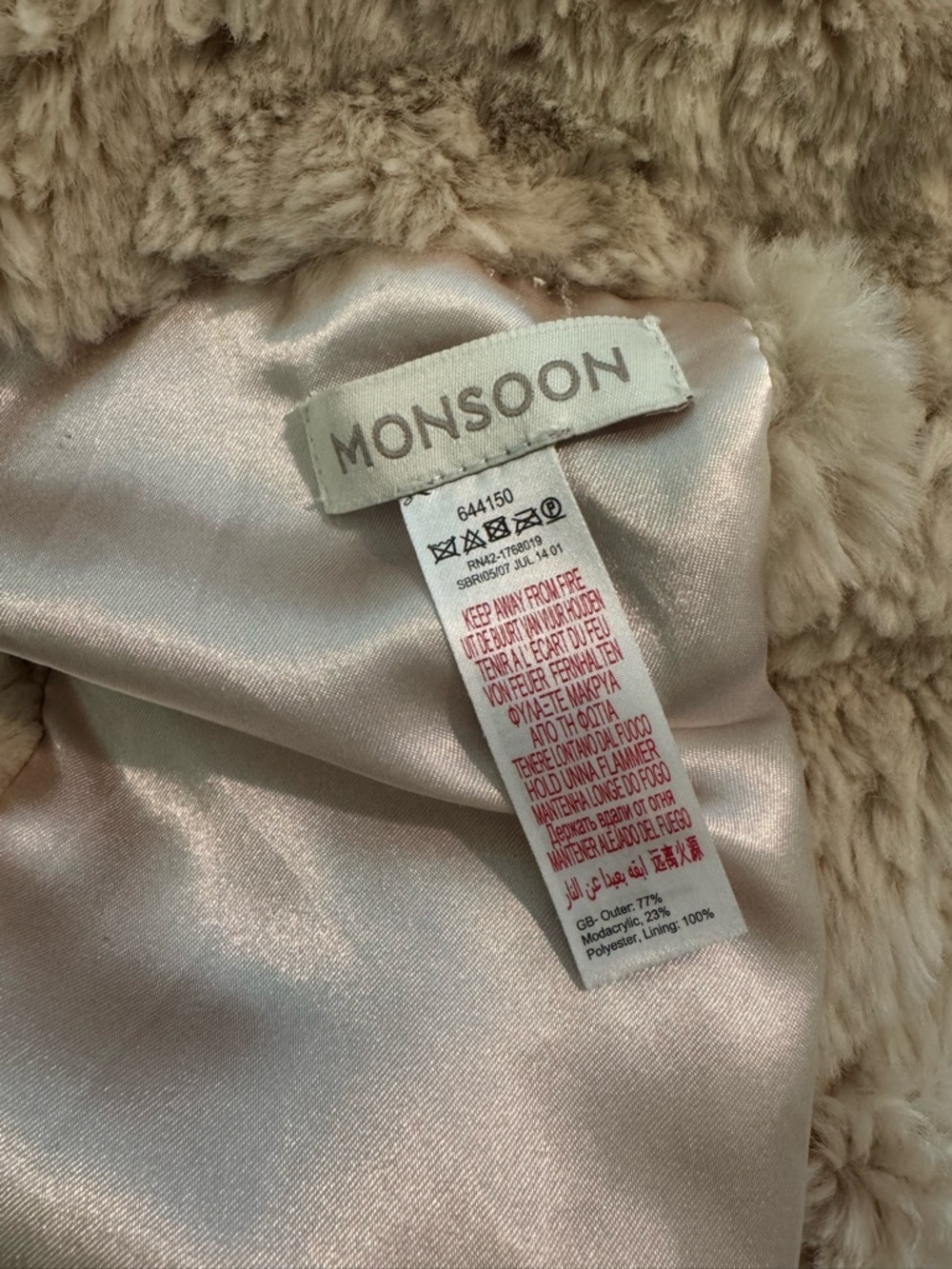 Monsoon Faux Fur Throw in Beige Tan - Picture 2 of 4